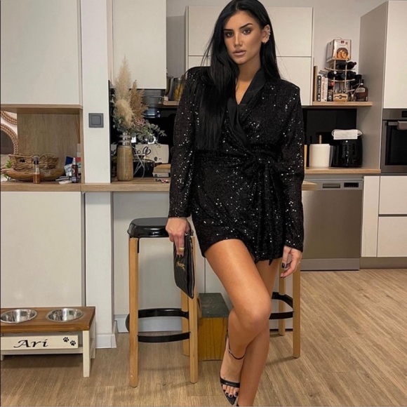 ZARA SEQUIN WRAP DRESS SIZE MEDIUM - Picture 5 of 14